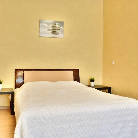 Aparton Nezavisimosti Prospekt 39/1 * Mińsk